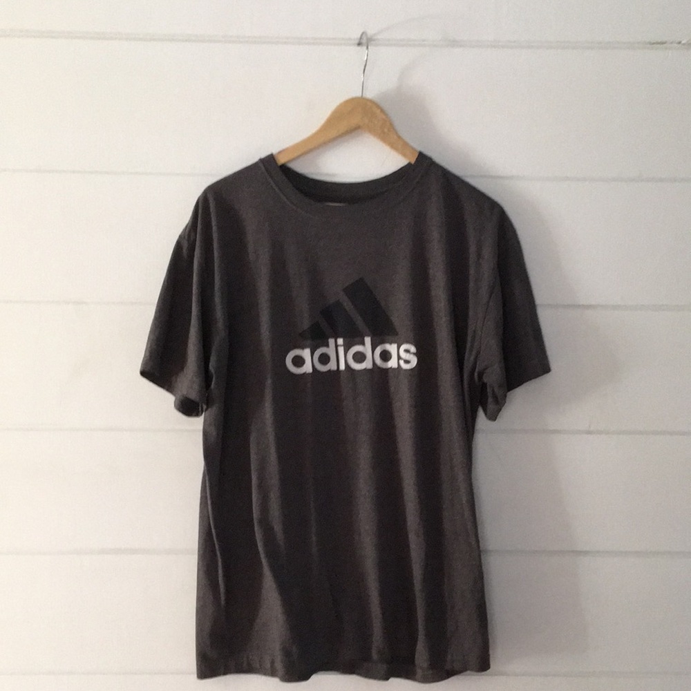 Adidas T-Shirt